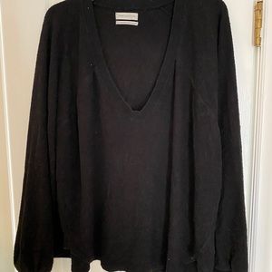 Urban outfitter long sleeve vneck sweater
